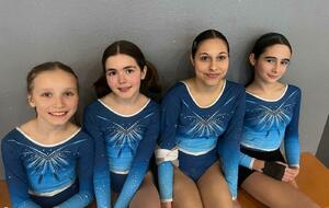 Equipe 2 10 ans et plus : Laïma, Sofia, Maëlle et Noemi